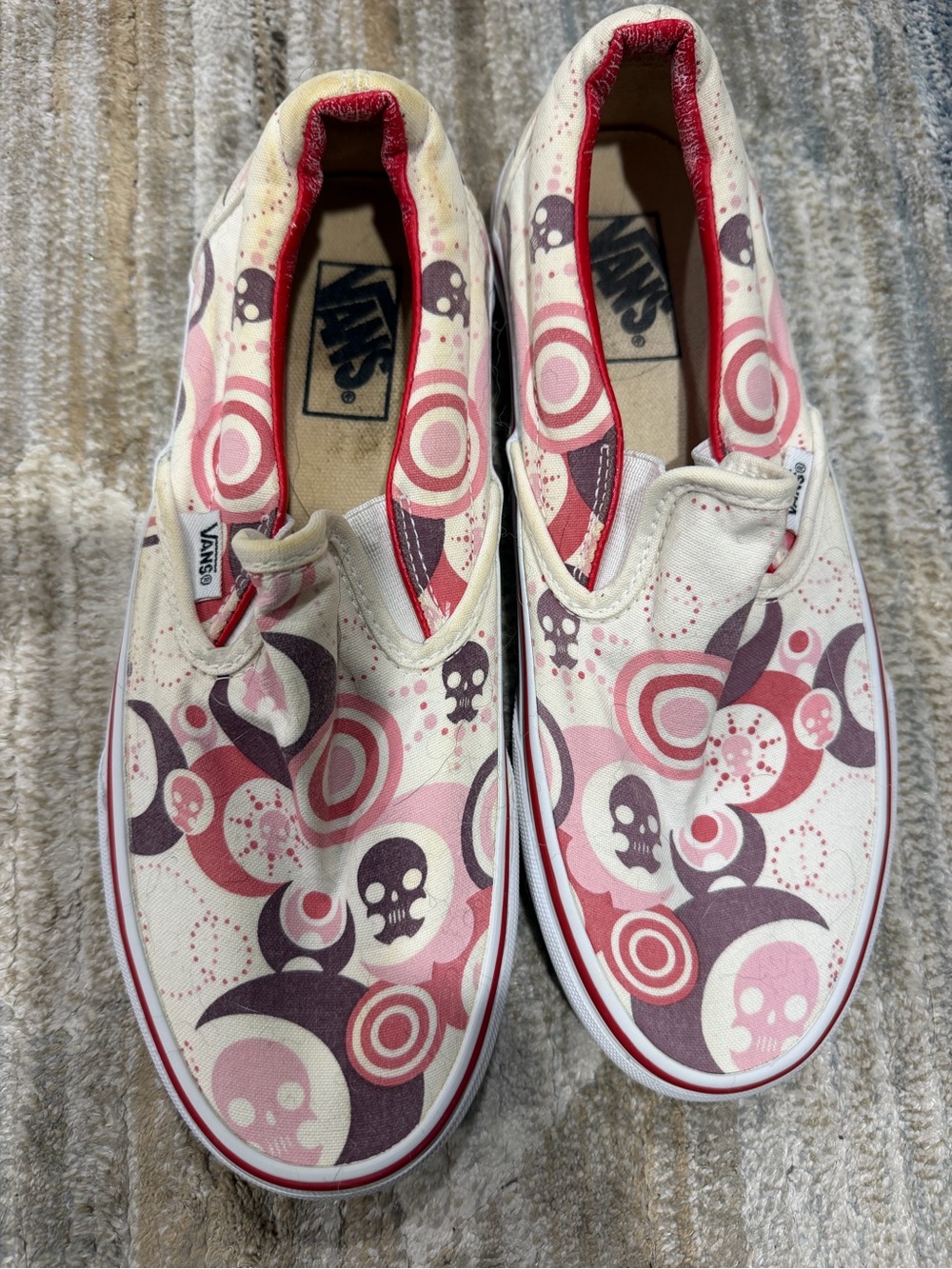 Vintage Vans Slip  On Sneakers in Pink, Burgundy and White Skull Print